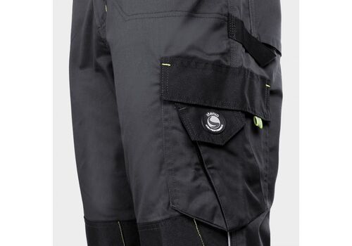 Φόρμα εργασίας με τιράντες