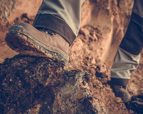 Δείτε πόσο είναι απαραίτητα τα παπούτσια εργασίας σε τεχνικές δουλειές